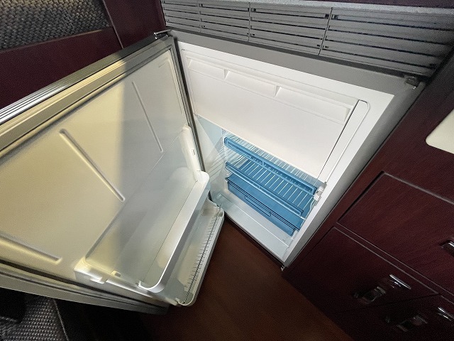 キャンピングカーキャブコン