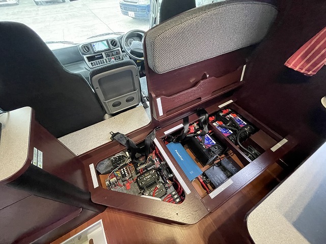 キャンピングカーキャブコン