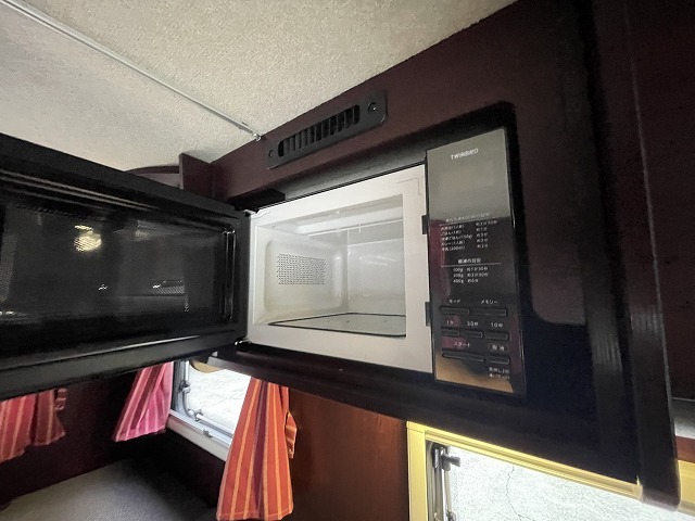 キャンピングカーキャブコン