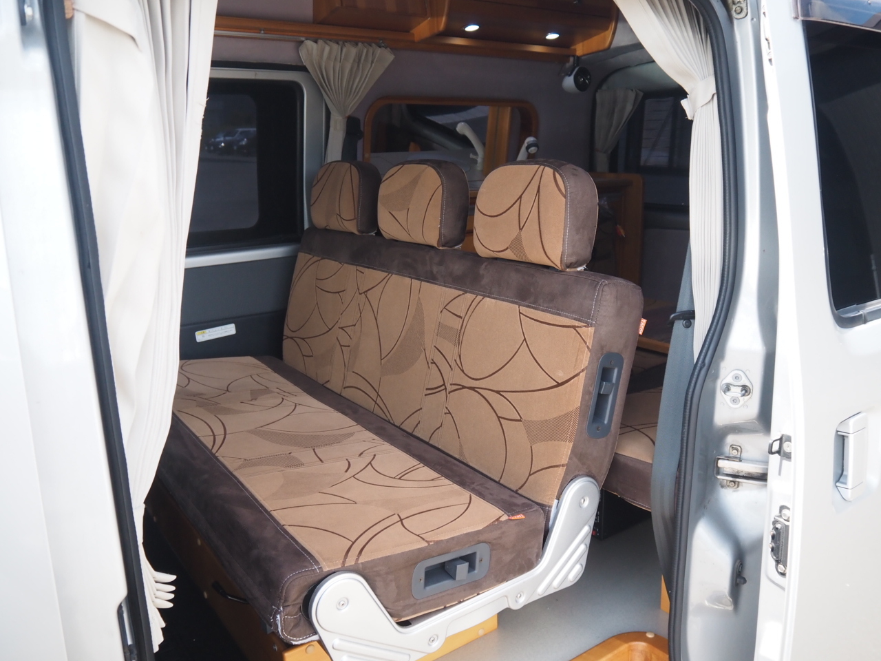 キャンピングカーバンコン