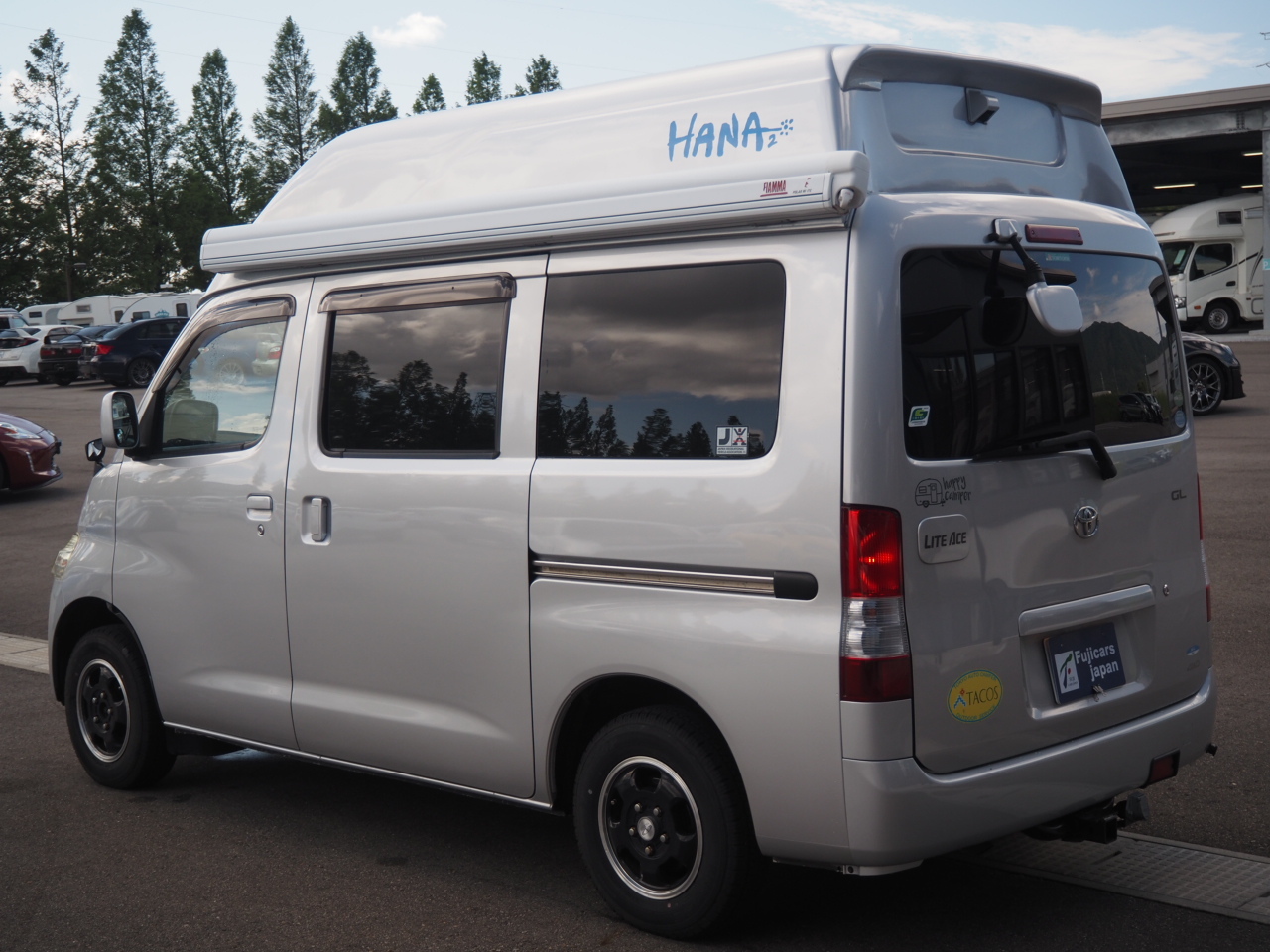 キャンピングカーバンコン