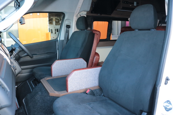 キャンピングカーバンコン