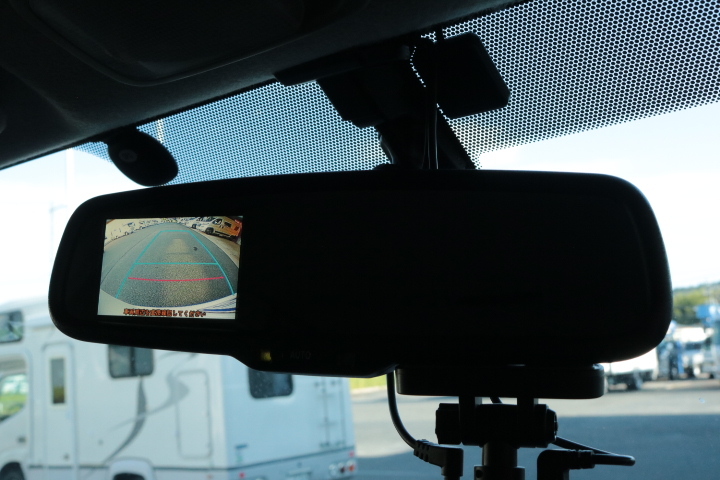 キャンピングカーバンコン