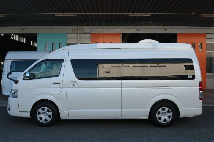 キャンピングカーバンコン