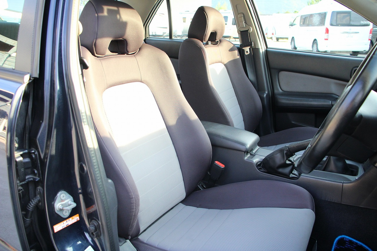 日産スカイライン