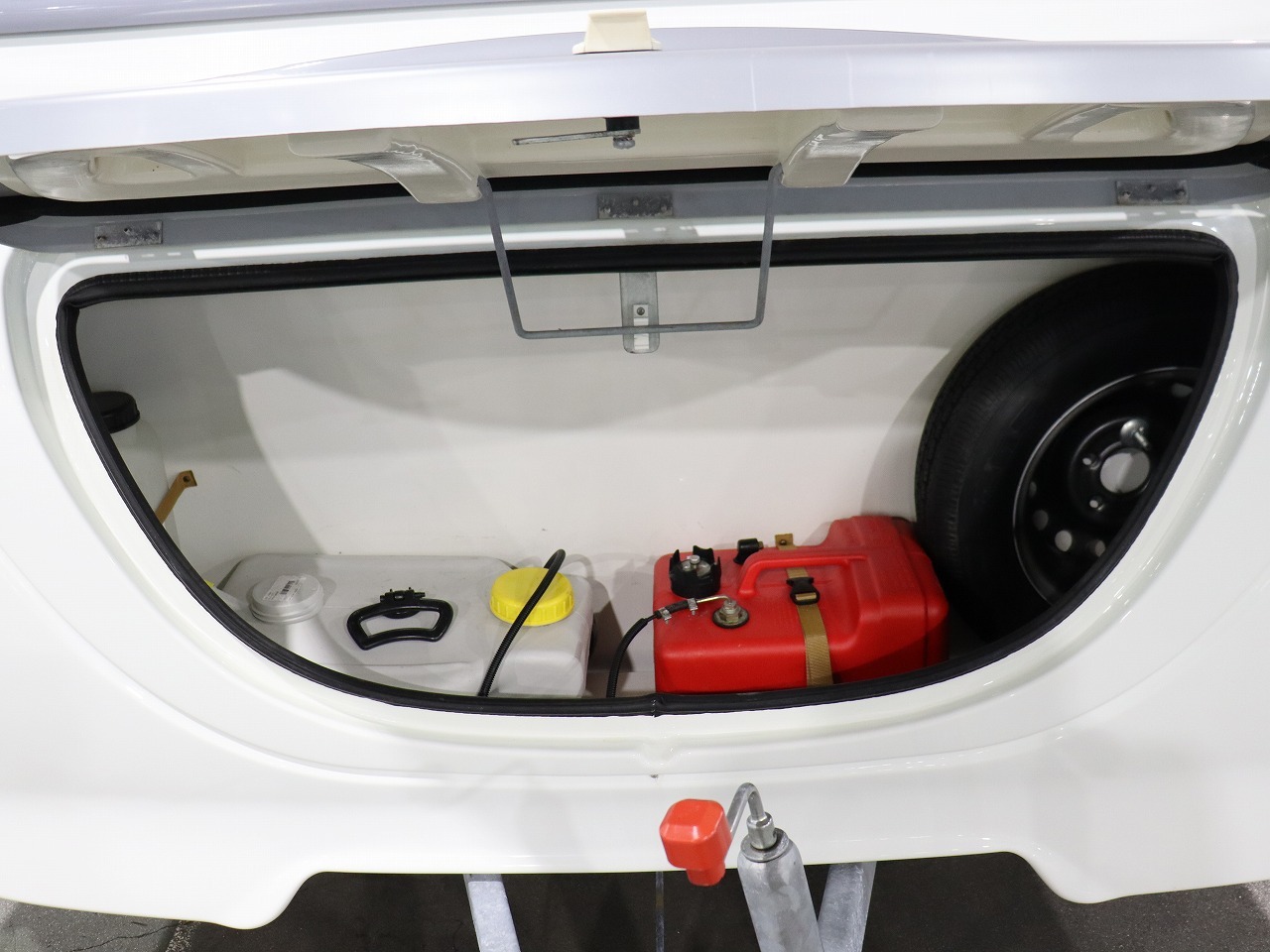 キャンピングカートレーラー