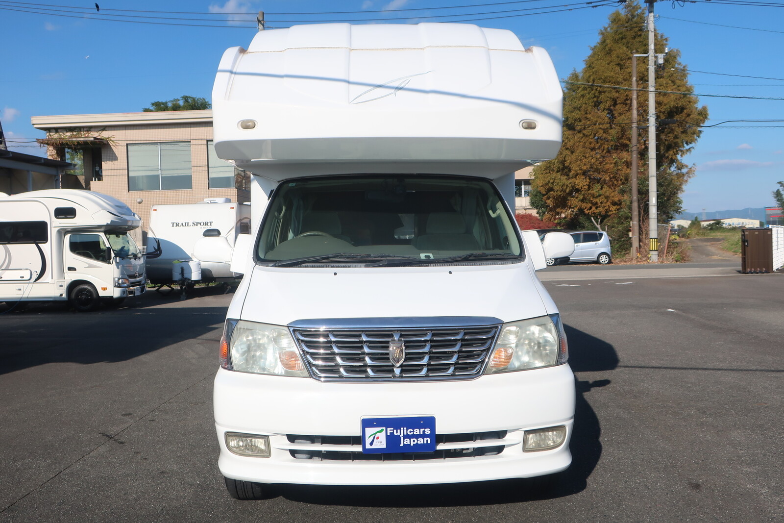 キャンピングカーキャブコン