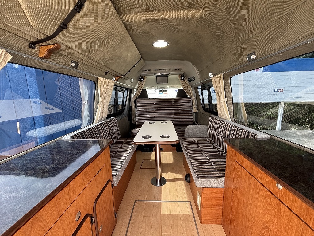 キャンピングカーバンコン