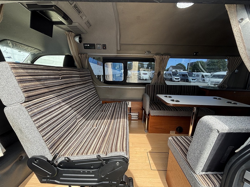 キャンピングカーバンコン