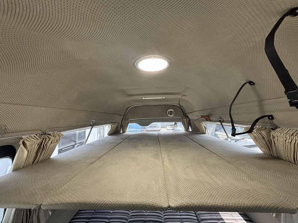 キャンピングカーバンコン