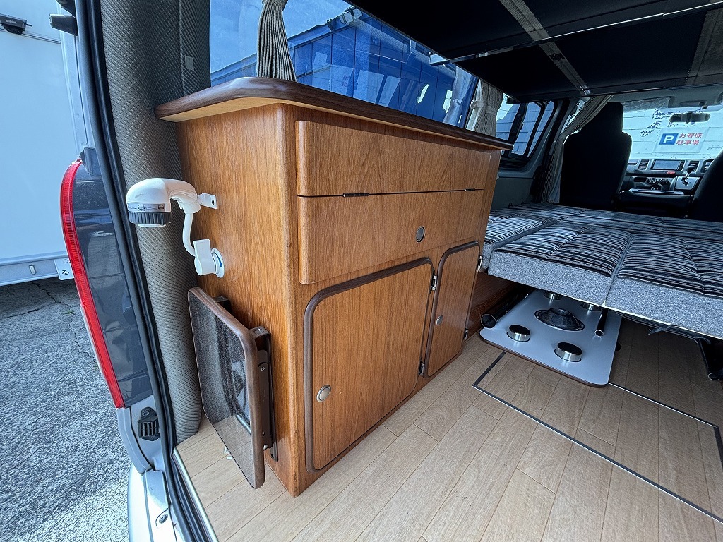 キャンピングカーバンコン