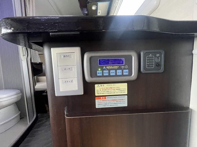 キャンピングカーキャブコン