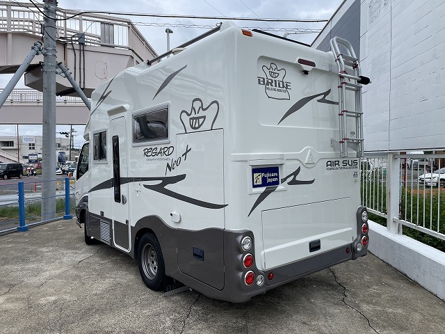 キャンピングカーキャブコン