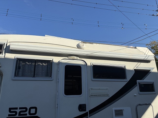 キャンピングカーキャブコン