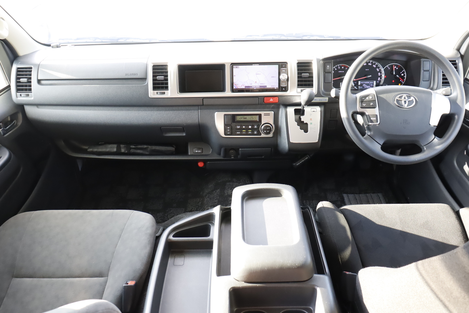 キャンピングカーキャブコン