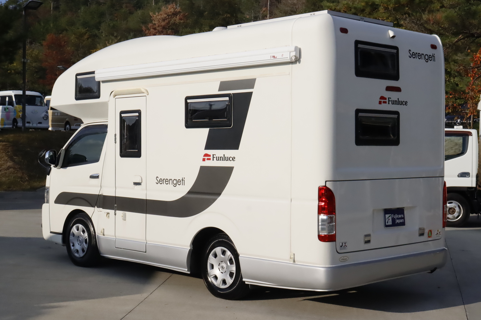 キャンピングカーキャブコン