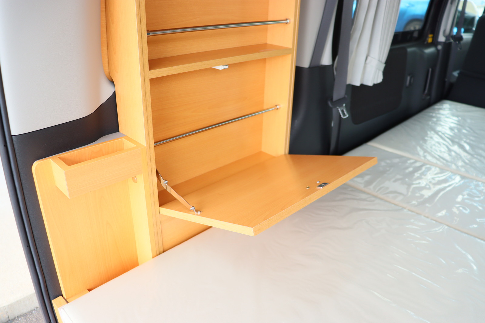 キャンピングカー軽キャンパー