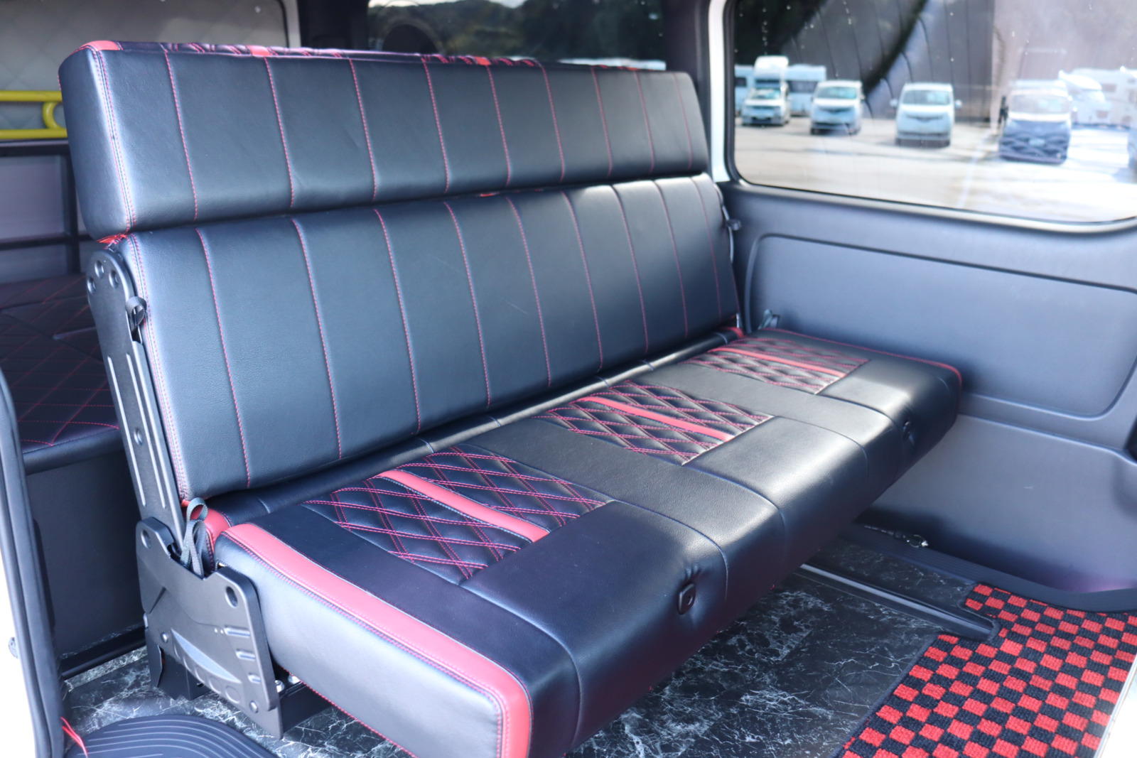 トヨタハイエース