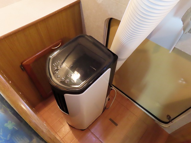 キャンピングカーキャブコン