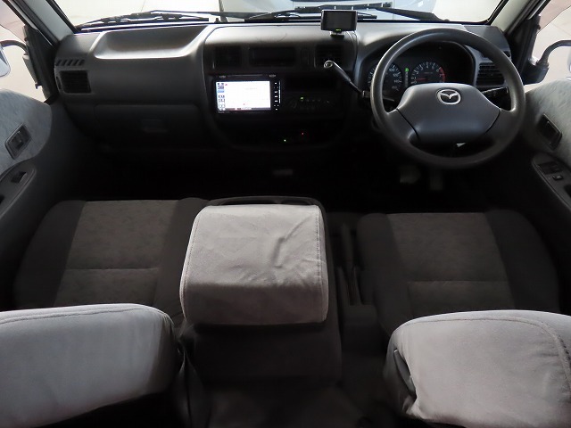 キャンピングカーキャブコン