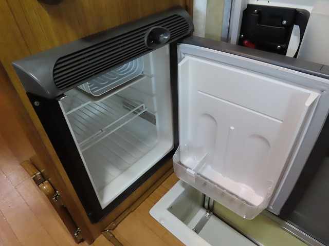 キャンピングカーキャブコン