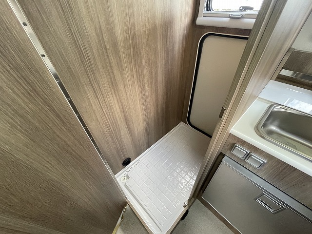 キャンピングカーキャブコン