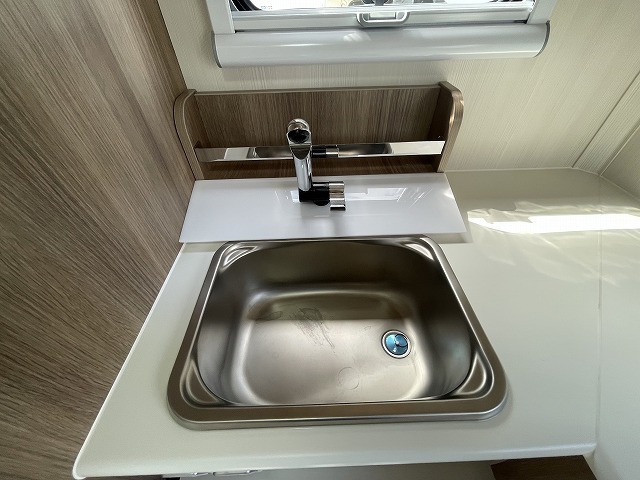 キャンピングカーキャブコン