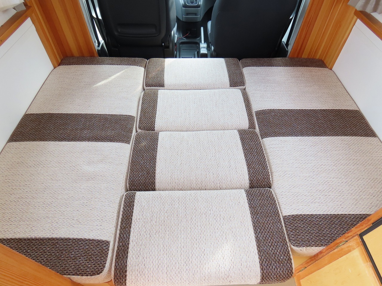 キャンピングカーキャブコン