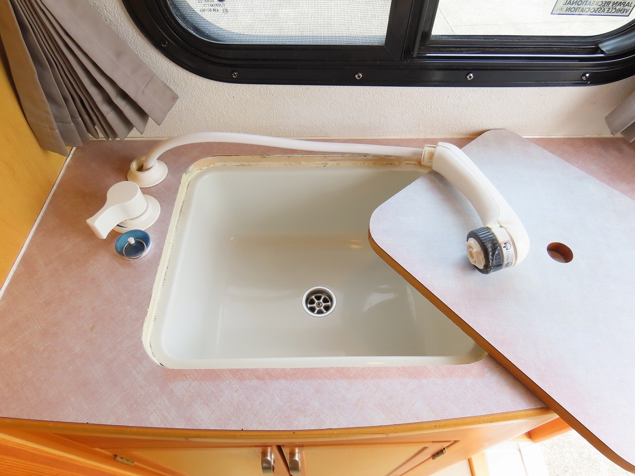 キャンピングカーキャブコン