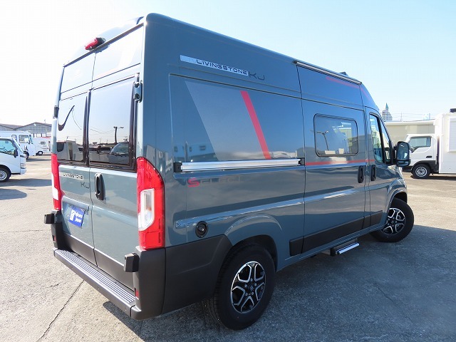 キャンピングカーバンコン