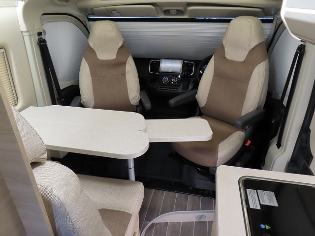 キャンピングカーバンコン