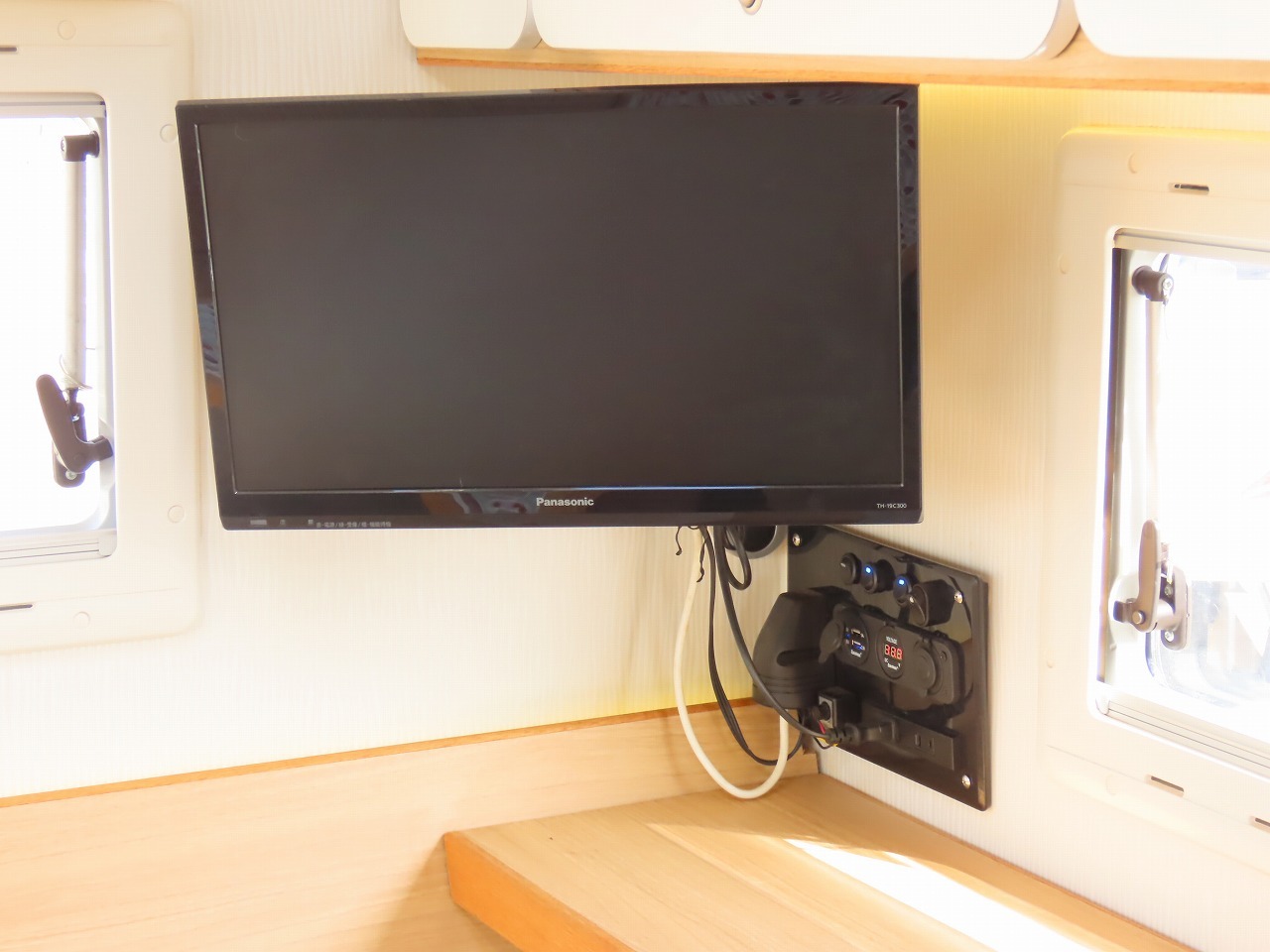 キャンピングカーキャブコン