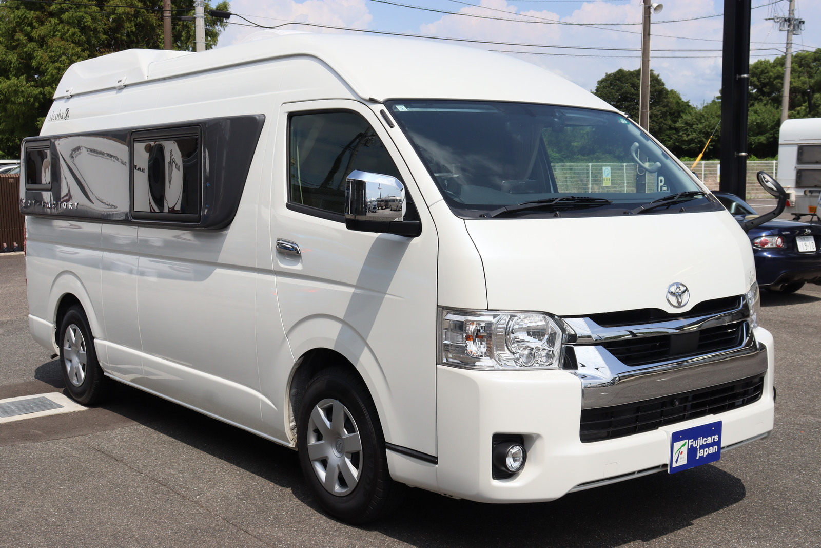 キャンピングカーバンコン