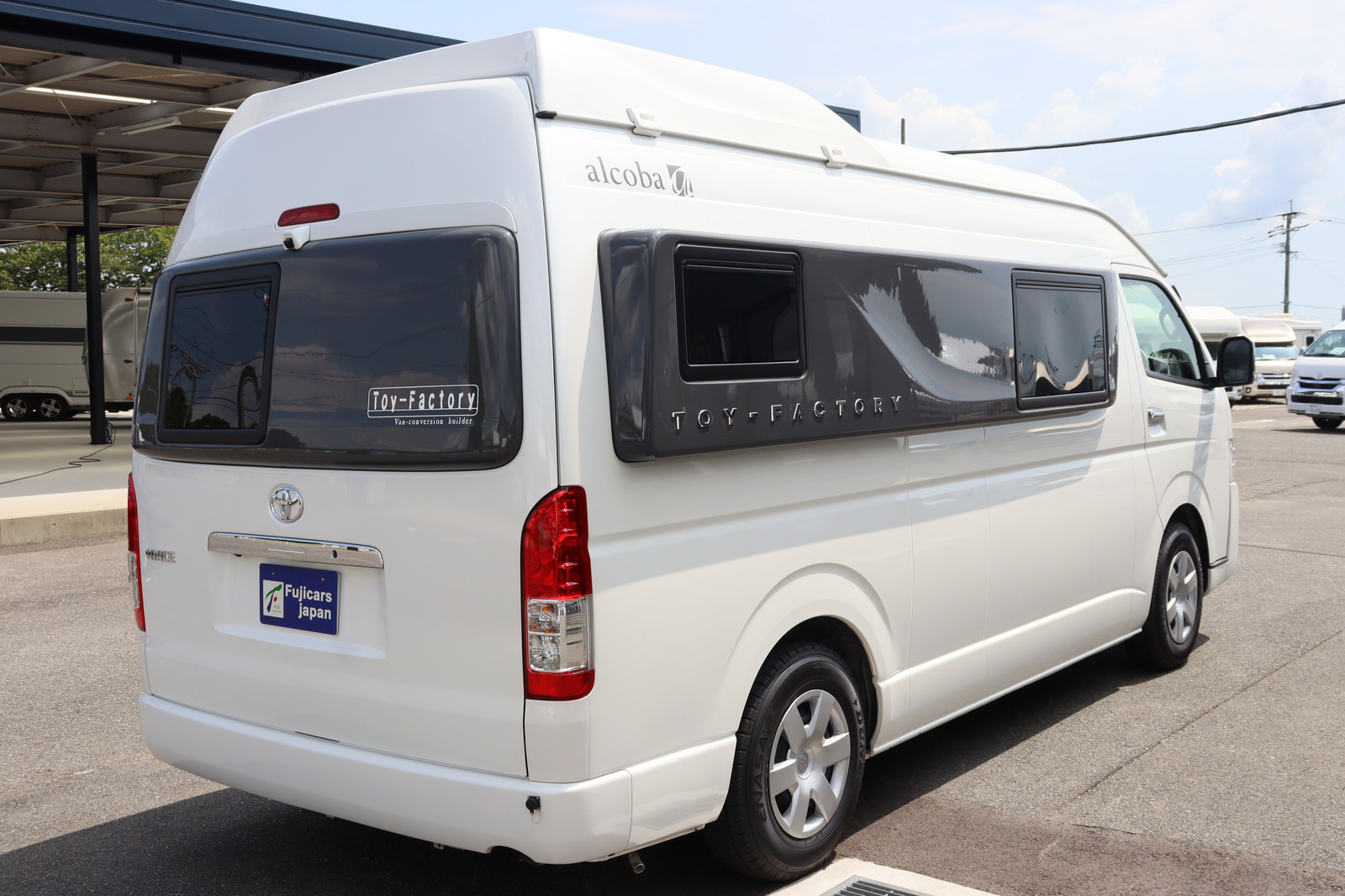 キャンピングカーバンコン