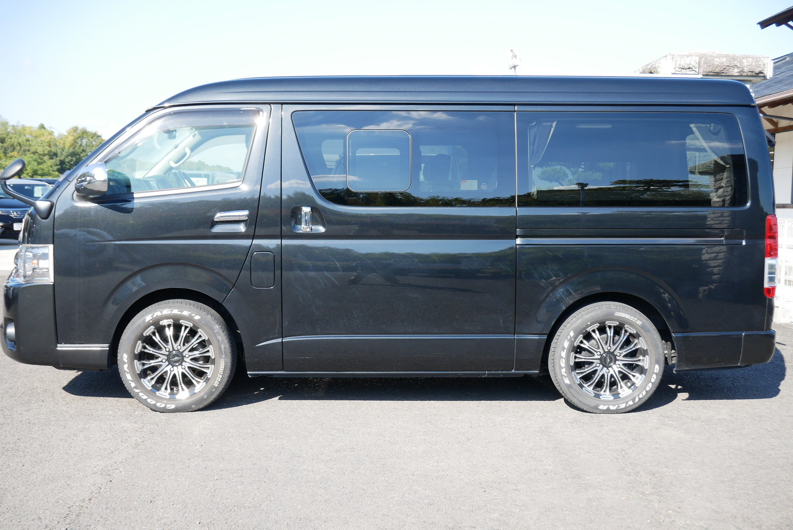 キャンピングカーバンコン