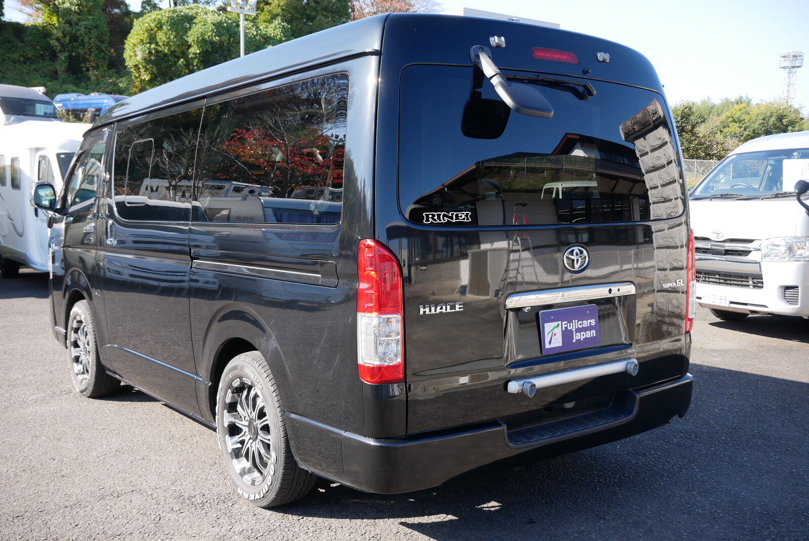 キャンピングカーバンコン