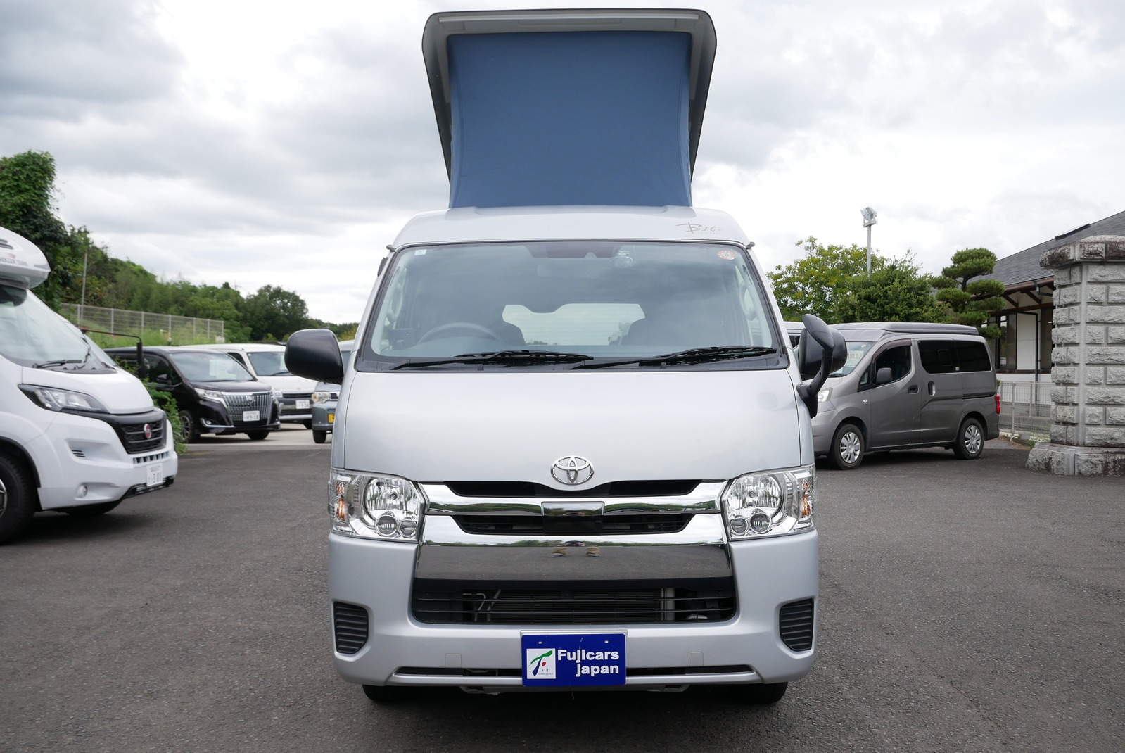 キャンピングカーバンコン