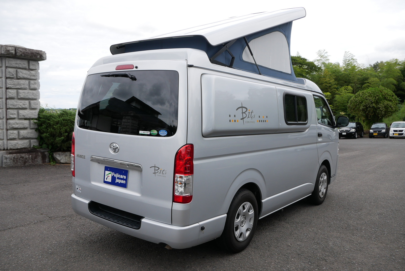 キャンピングカーバンコン