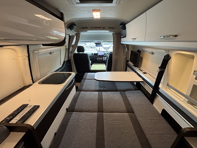 キャンピングカーバンコン