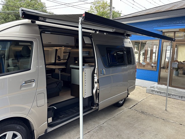 キャンピングカーバンコン