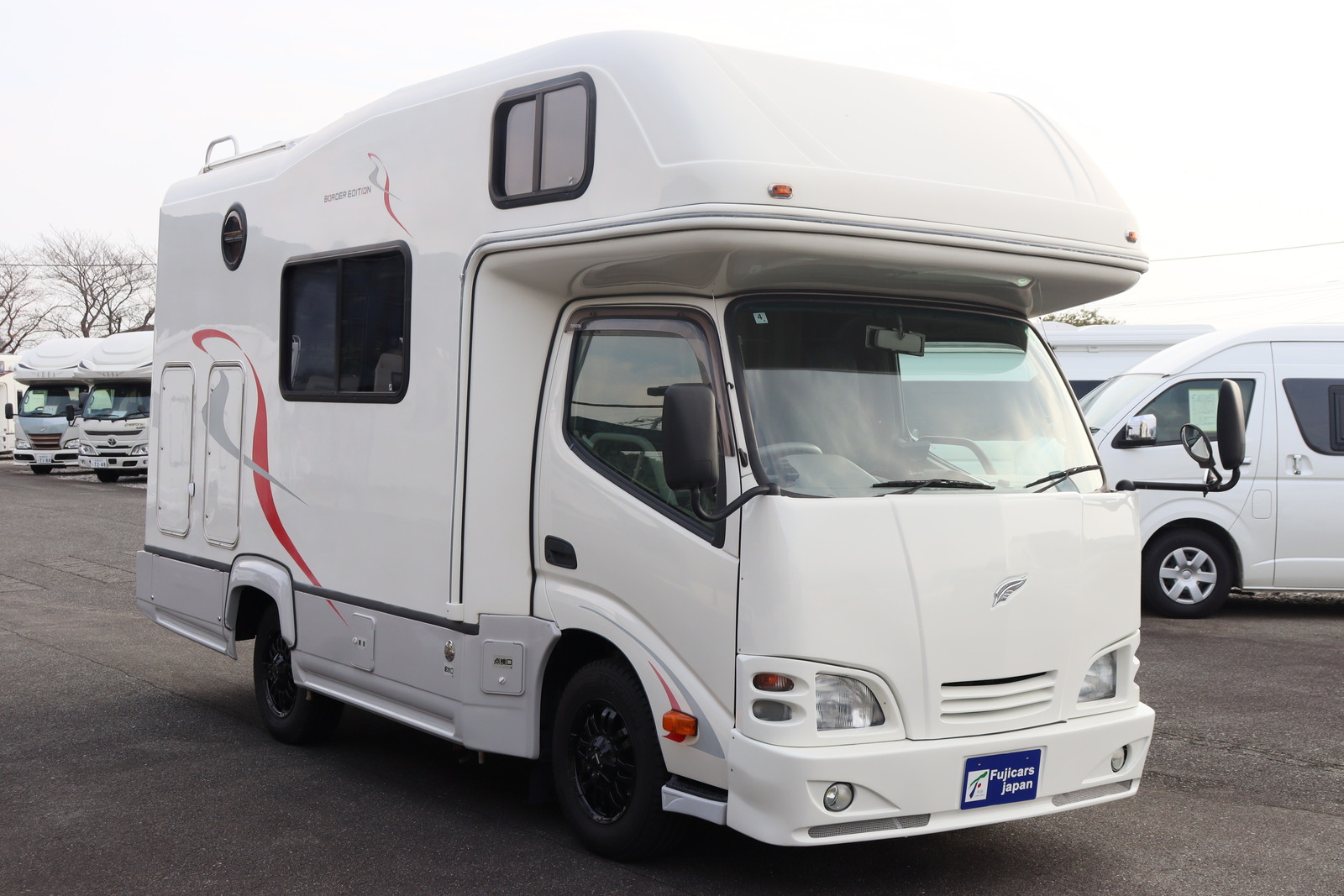 キャンピングカーキャブコン