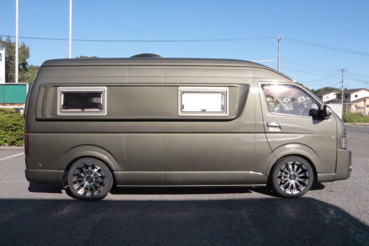 キャンピングカーバンコン