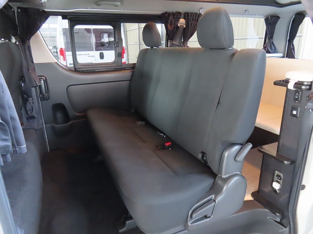 キャンピングカーバンコン