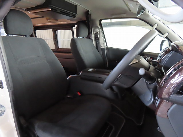 キャンピングカーバンコン