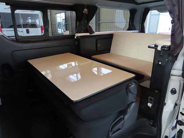 キャンピングカーバンコン