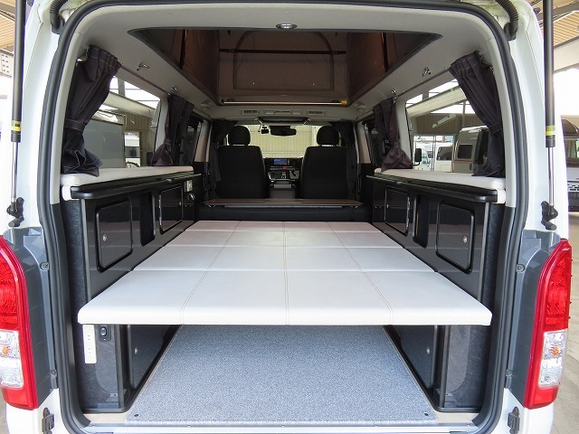 キャンピングカーバンコン