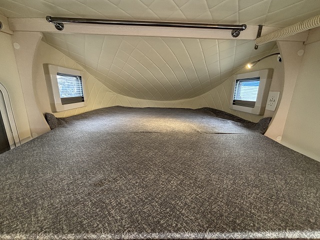 キャンピングカー軽キャンパー