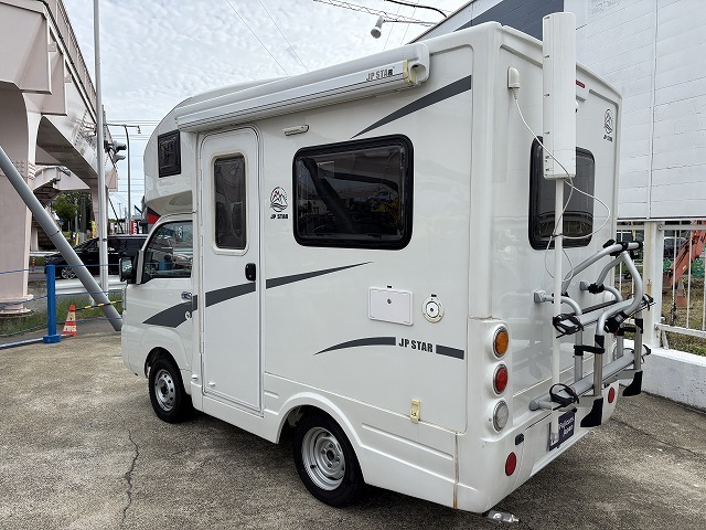 キャンピングカー軽キャンパー