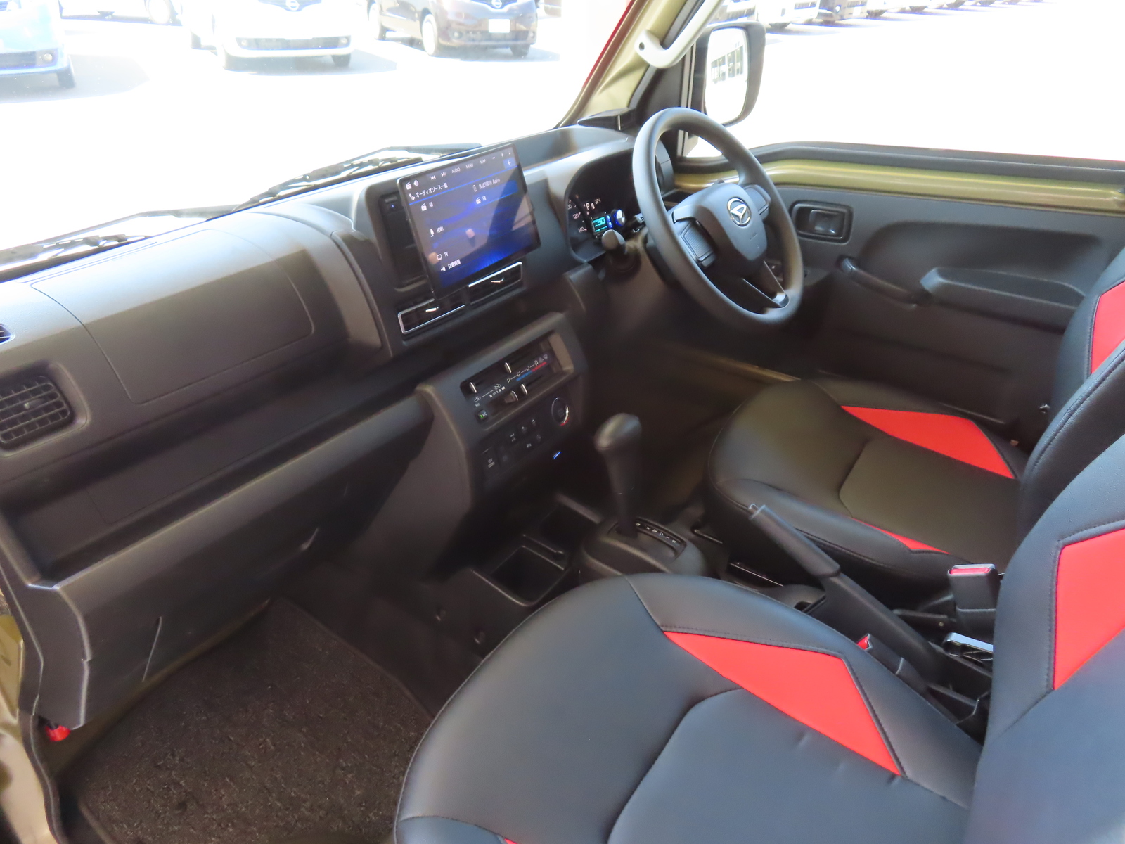 キャンピングカー軽キャンパー