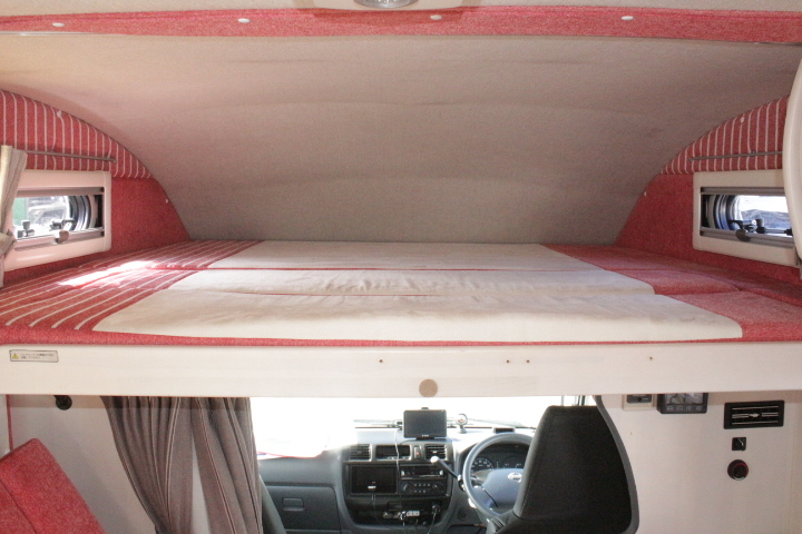 キャンピングカーキャブコン